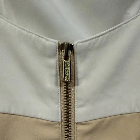 House of CB Two-Tone Lace-Up Nude and Cream Bodycon Dress Sz M - Picture 6 of 6